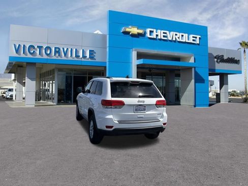 Used 2019 Jeep Grand Cherokee Laredo RWD image 7
