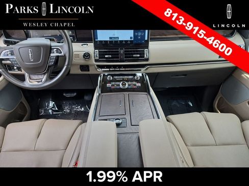 Certified 2024 Lincoln Navigator Reserve AWD/4WD image 11