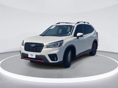 Used 2019 Subaru Forester Sport AWD/4WD image 3