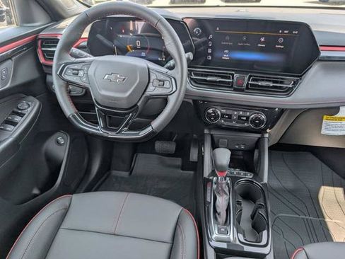 New 2026 Chevrolet TrailBlazer RS w/ Convenience Package FWD image 8