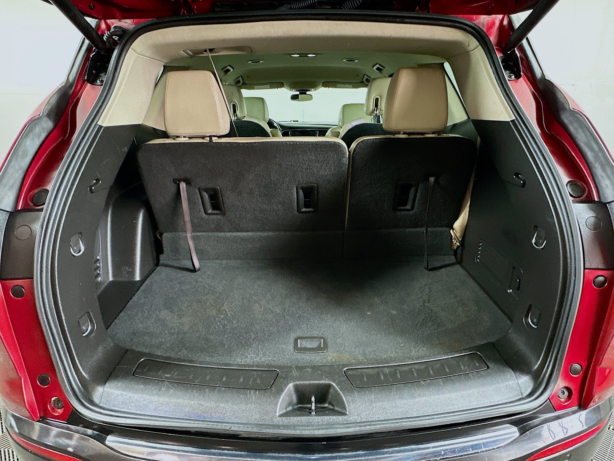 Used 2018 Buick Enclave Essence AWD/4WD image 25