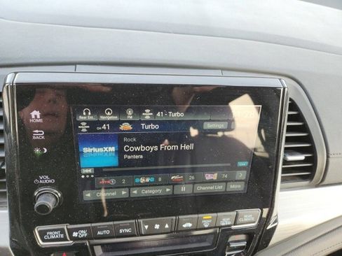 Used 2019 Honda Odyssey EX-L image 12