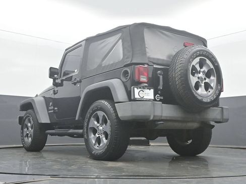 Used 2013 Jeep Wrangler Sport AWD/4WD image 42