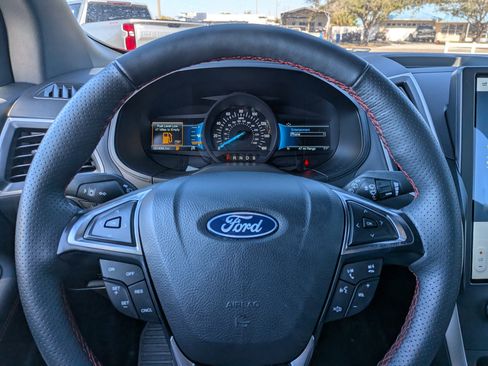 Used 2024 Ford Edge ST-Line AWD/4WD image 28