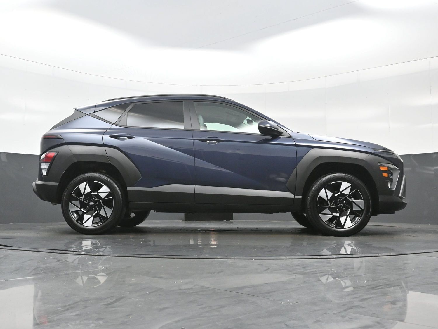 Certified 2025 Hyundai Kona SEL AWD/4WD image 31