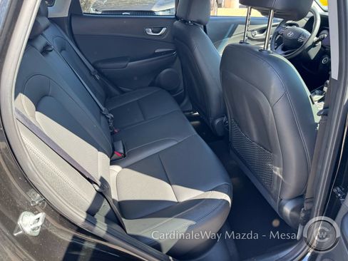Used 2022 Hyundai Kona Limited FWD image 29