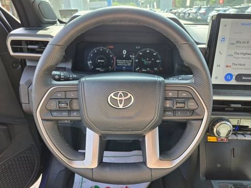 Used 2024 Toyota Tacoma Limited w/ Limited Package (LT) AWD/4WD image 35