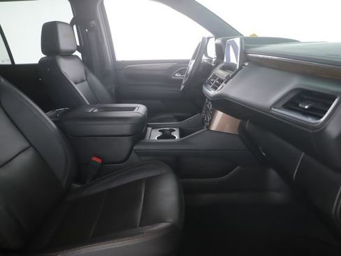 Used 2024 Chevrolet Tahoe High Country w/ Premium Package AWD/4WD image 36