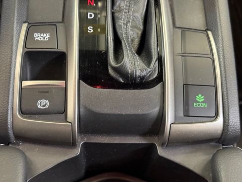 Used 2021 Honda Civic Sport image 35