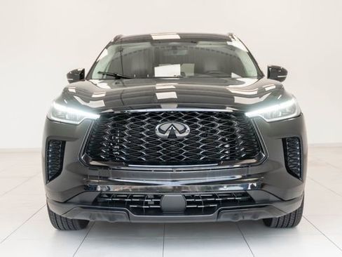 Used 2023 INFINITI QX60 Sensory w/ Vision Package FWD image 5