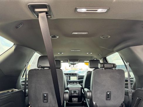 Used 2024 GMC Yukon Denali image 45