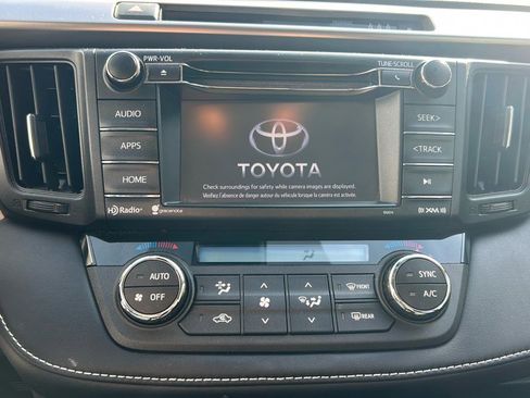Used 2017 Toyota RAV4 XLE image 20