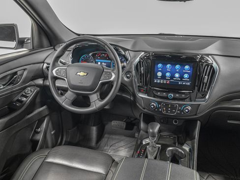 Used 2023 Chevrolet Traverse LT w/ LT Premium Package image 29