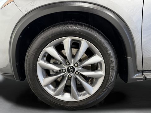 Used 2020 INFINITI QX50 Luxe w/ Navigation Package FWD image 51