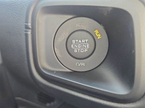 New 2025 Jeep Gladiator Sport w/ Premium Package image 22