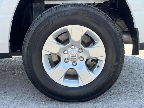 Used 2022 RAM 1500 Big Horn AWD/4WD image 11