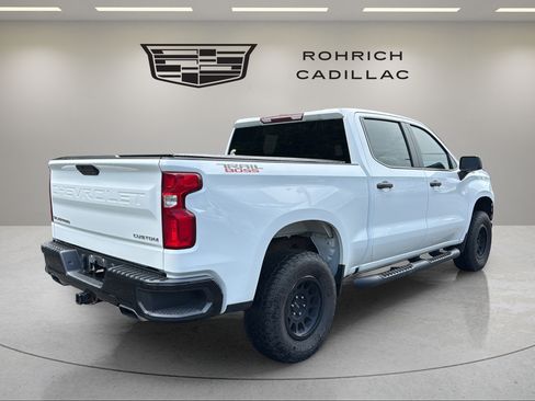 Used 2019 Chevrolet Silverado 1500 Custom Trail Boss w/ Custom Convenience Package AWD/4WD image 5