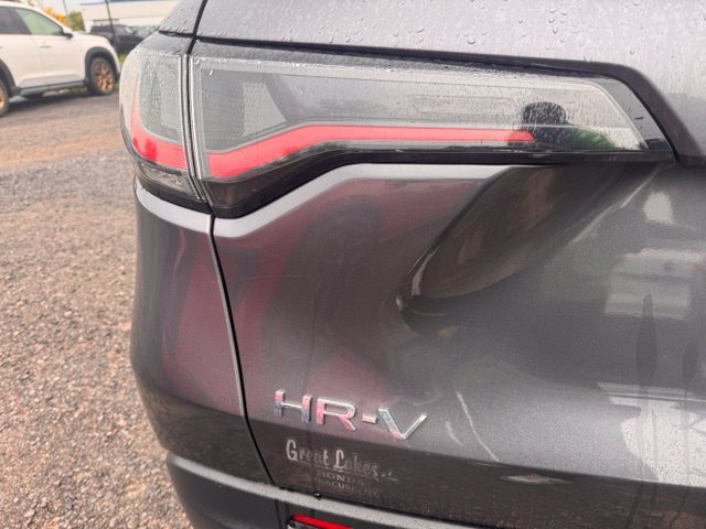 Used 2023 Honda HR-V LX image 6