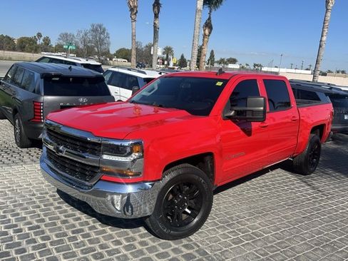 Used 2018 Chevrolet Silverado 1500 LT w/ All Star Edition image 2