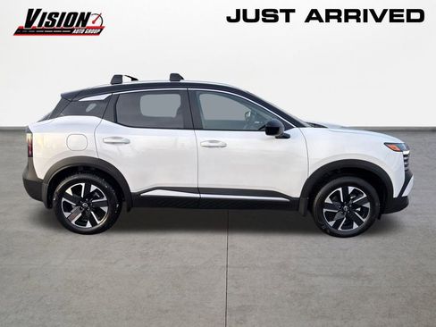 New 2026 Nissan Kicks SV w/ SV Premium Package image 4