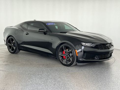 Used 2023 Chevrolet Camaro LT w/ RS Package image 9