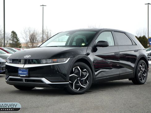 Certified 2022 Hyundai Ioniq 5 SEL image 1