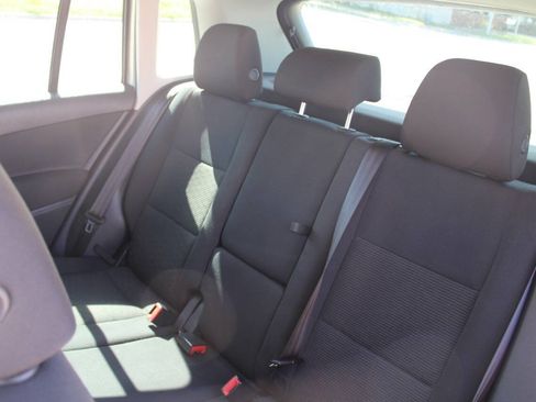 Used 2012 Volkswagen Tiguan S FWD image 17