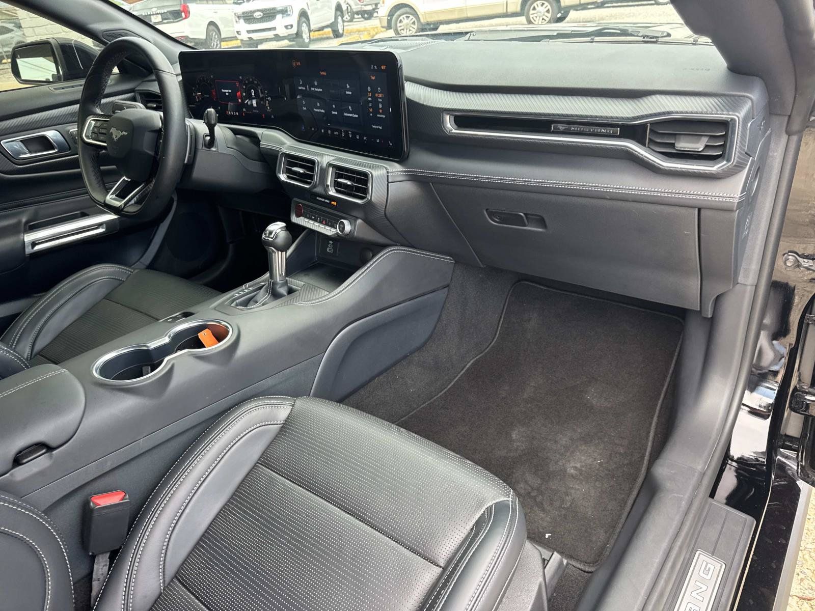 Used 2025 Ford Mustang GT Premium RWD image 12