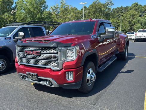 Used 2020 GMC Sierra 3500 Denali w/ Denali Ultimate Package AWD/4WD image 2