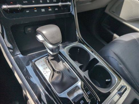 Used 2024 Kia Carnival SX Prestige FWD image 15