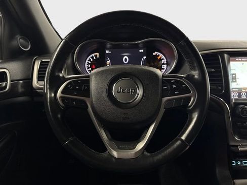 Used 2018 Jeep Grand Cherokee Altitude AWD/4WD image 30