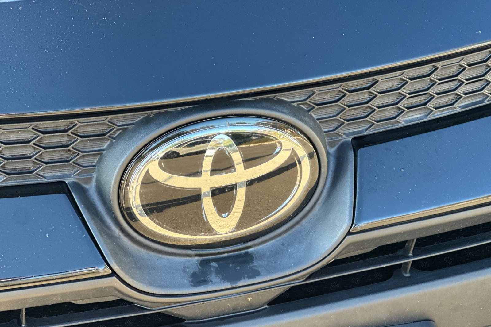 Used 2024 Toyota Corolla LE FWD image 45