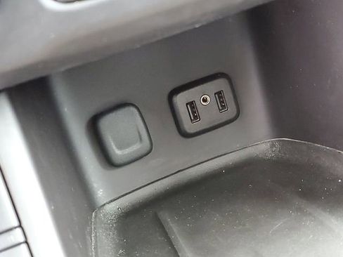 Used 2017 GMC Acadia Denali w/ Technology Package image 21