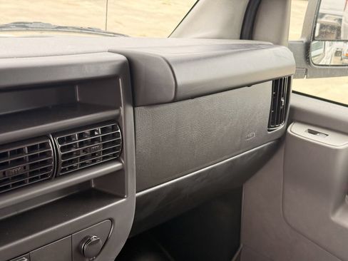 New 2025 Chevrolet Express 2500 w/ Driver Convenience Package RWD image 20