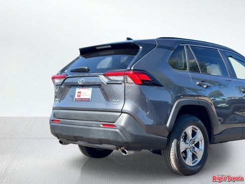 Certified 2025 Toyota RAV4 XLE AWD/4WD image 11