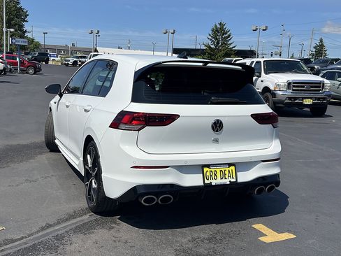 Used 2023 Volkswagen Golf R AWD/4WD image 9