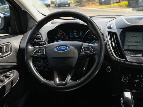 Used 2019 Ford Escape SE FWD image 30