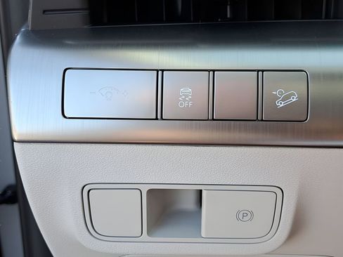 New 2026 Hyundai Kona SEL Premium AWD/4WD image 28