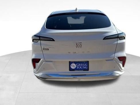 Used 2025 Buick Envista Avenir image 7