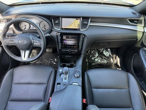 Used 2020 INFINITI QX50 Essential w/ Edition 30 Package FWD image 10