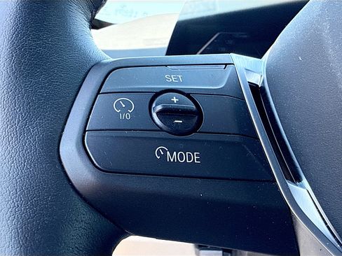 Used 2025 BMW X1 xDrive28i w/ Technology Package image 35