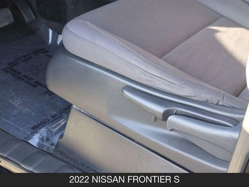 Certified 2022 Nissan Frontier S RWD image 15