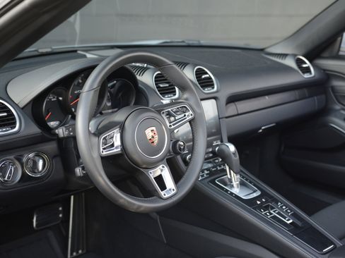 Certified 2024 Porsche 718 Boxster GTS RWD image 4