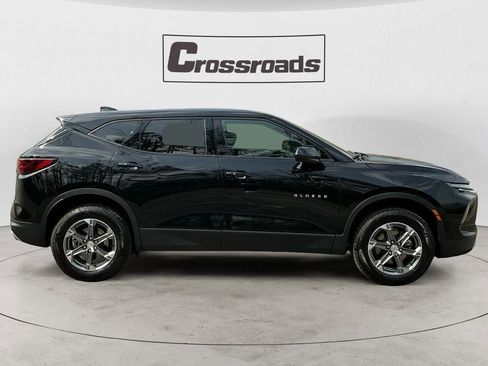 Used 2025 Chevrolet Blazer LT image 6