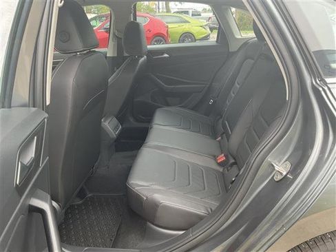 Used 2024 Volkswagen Jetta SEL image 7