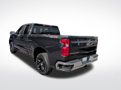 Used 2022 Chevrolet Silverado 1500 LT image 3
