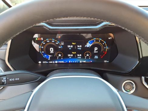 New 2025 Chevrolet Colorado LT w/ LT Convenience Package image 11