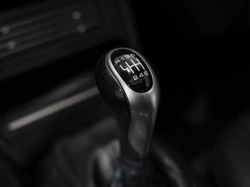 Used 2002 Porsche 911 Turbo image 29