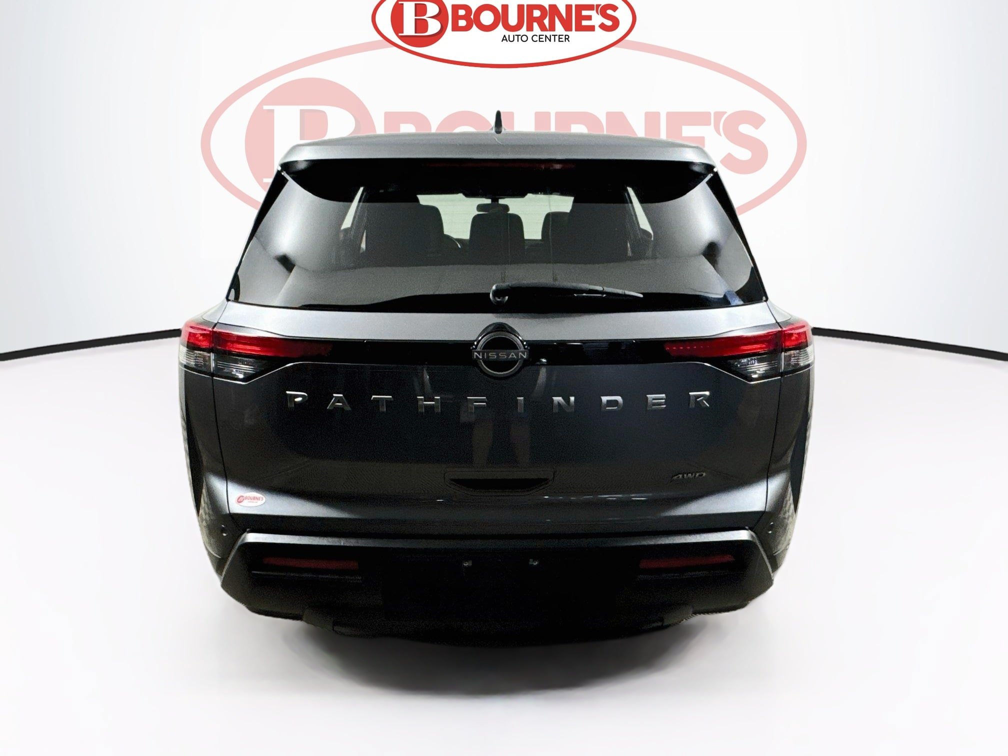 Used 2024 Nissan Pathfinder S AWD/4WD image 8