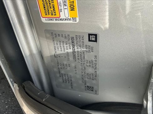 Used 2014 Buick Enclave Leather AWD/4WD image 17